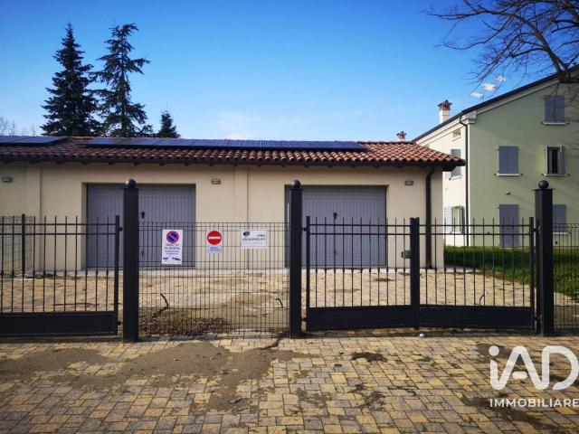 Villa in vendita a San Felice sul Panaro MO