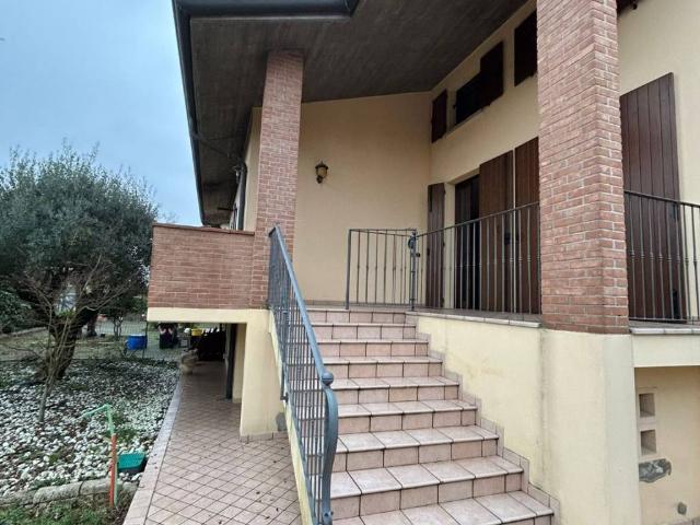 Villa in vendita a San Felice sul Panaro MO