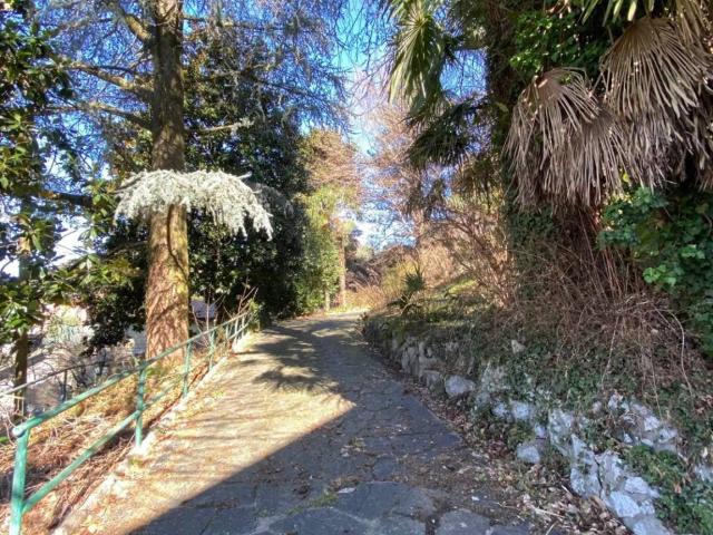 Villa in vendita a San Fermo della Battaglia CO