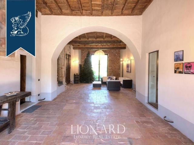 Villa in vendita a San Genesio ed Uniti PV