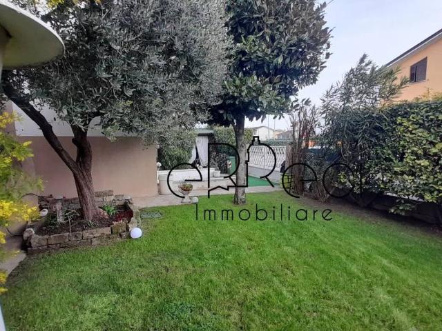 Villa in vendita a San Giorgio Bigarello MN