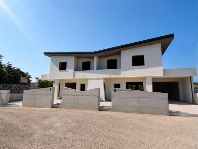 Villa in vendita a San Giorgio del Sannio BN