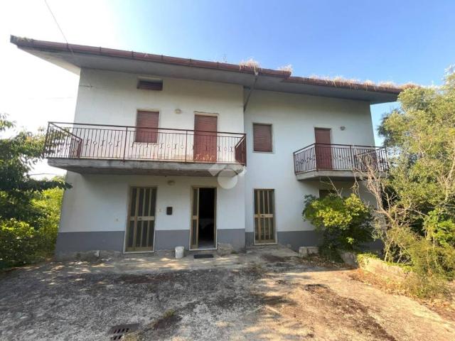 Villa in vendita a San Giorgio del Sannio BN