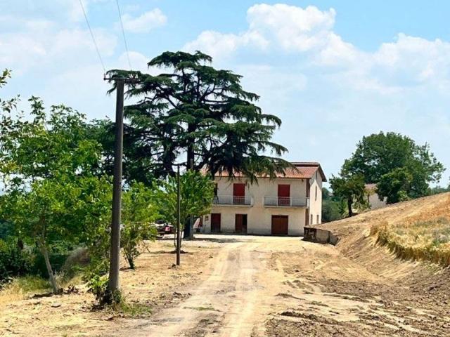 Villa in vendita a San Giorgio del Sannio BN