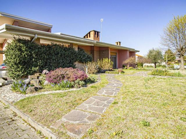 Villa in vendita a San Giorgio di Nogaro UD
