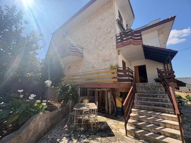 Villa in vendita a San Giorgio Ionico TA