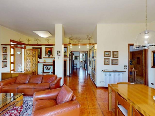 Villa in vendita a San Giorgio Su Legnano MI