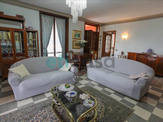 Villa in vendita a San Giorgio Piacentino PC