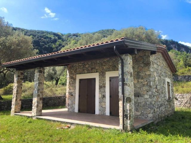 Villa in vendita a San Giovanni a Piro SA