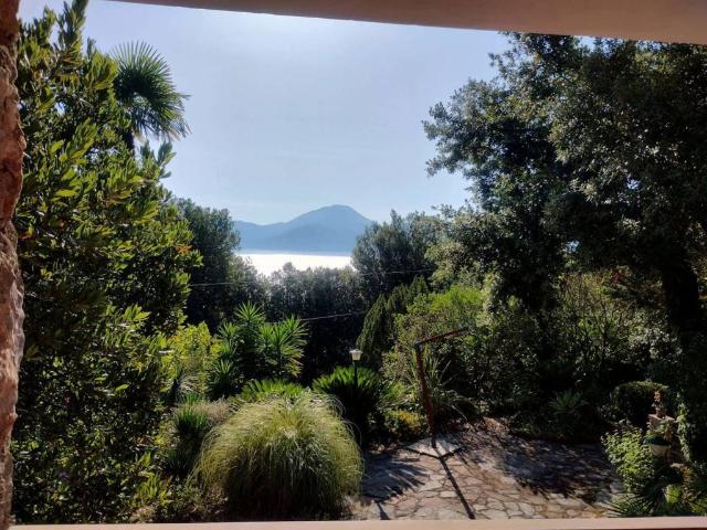 Villa in vendita a San Giovanni a Piro SA