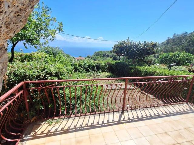 Villa in vendita a San Giovanni a Piro SA