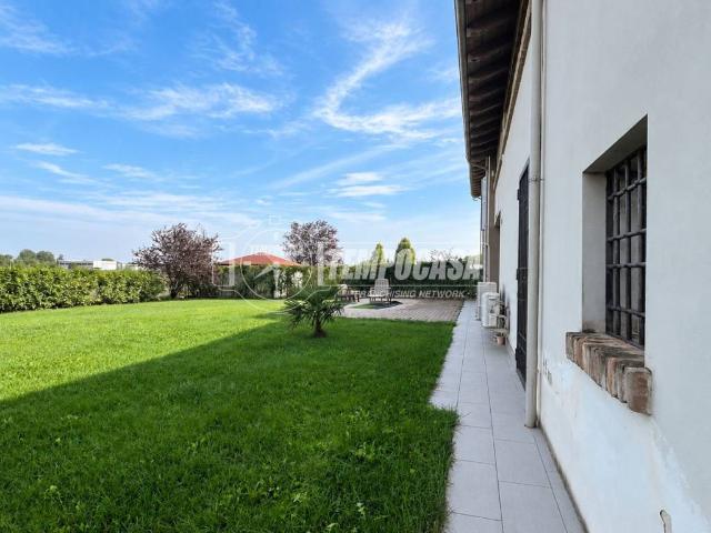 Villa in vendita a San Giovanni in Persiceto BO