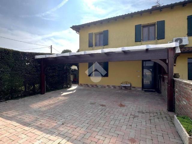 Villa in vendita a San Giovanni in Persiceto BO