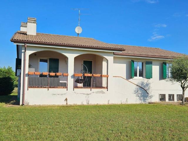 Villa in vendita a San Giovanni Lupatoto VR