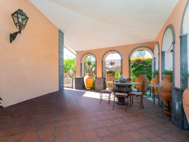 Villa in vendita a San Giovanni la Punta CT