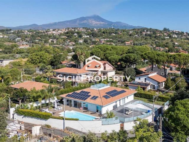 Villa in vendita a San Giovanni la Punta CT