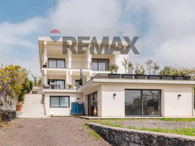 Villa in vendita a San Giovanni la Punta CT