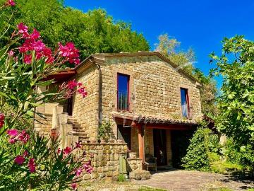 Villa in vendita a San Ginesio MC