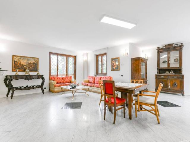 Villa in vendita a San Giuliano Milanese MI