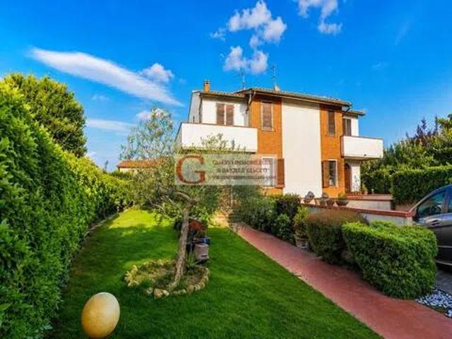 Villa in vendita a San Giuliano Terme PI