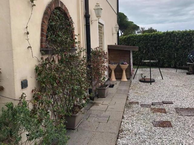 Villa in vendita a San Giuliano Terme PI