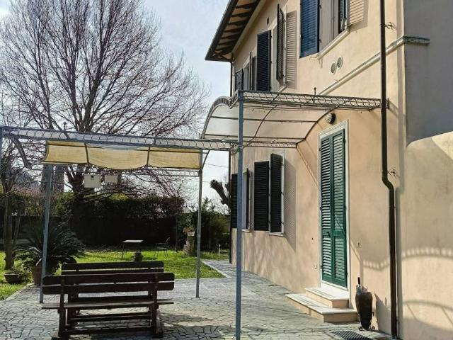 Villa in vendita a San Giuliano Terme PI