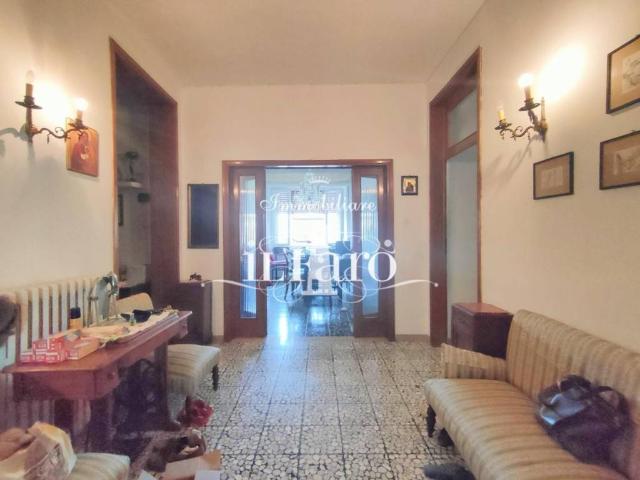 Villa in vendita a San Giuliano Terme PI