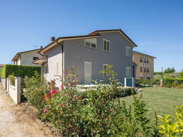 Villa in vendita a San Giuliano Terme