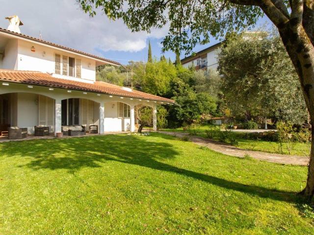 Villa in vendita a San Giuliano Terme