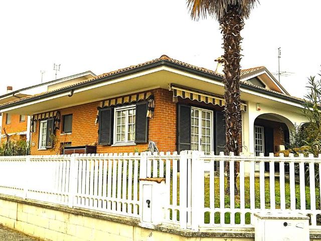 Villa in vendita a San Giusto Canavese TO