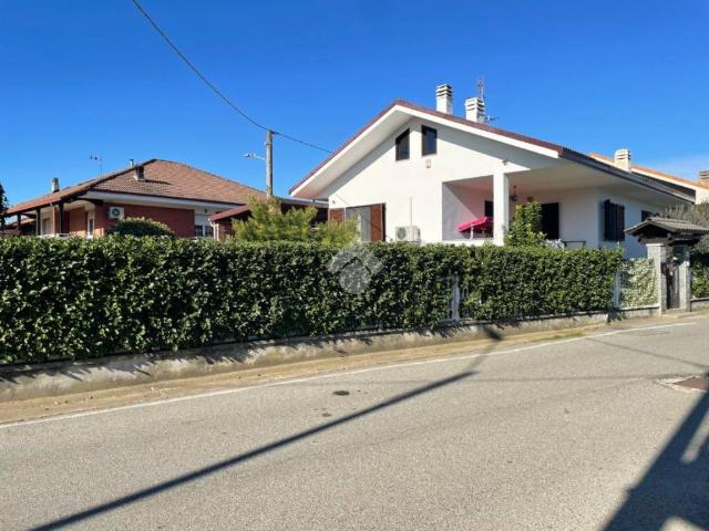 Villa in vendita a San Giusto Canavese TO