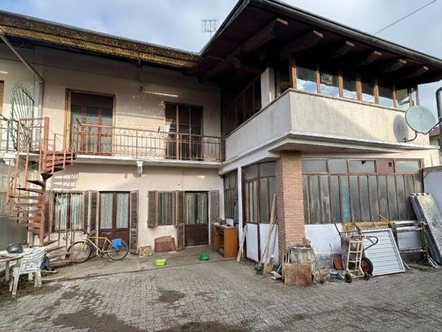 Casa indipendente in vendita a San Giusto Canavese TO