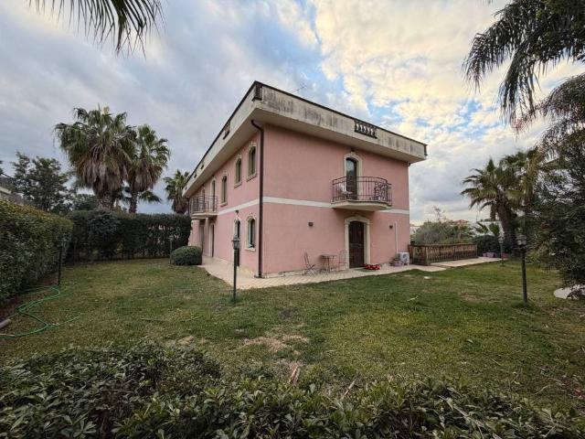 Villa in vendita a San Gregorio di Catania CT