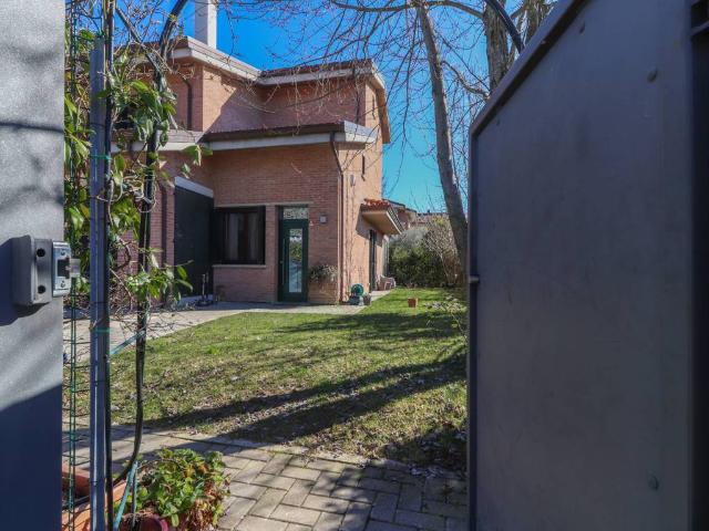 Villa in vendita a San Lazzaro di Savena BO