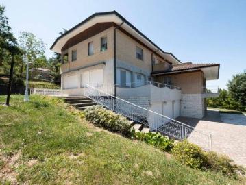 Villa in vendita a San Lazzaro di Savena BO