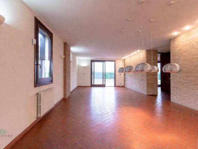 Villa in vendita a San Lazzaro Di Savena