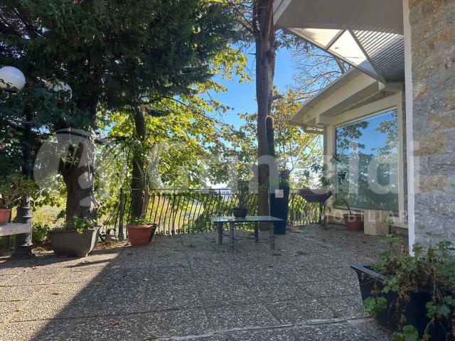 Villa in vendita a San Lorenzo
