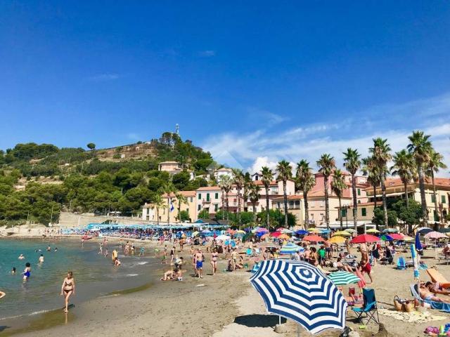 Villa in vendita a San Lorenzo al Mare IM