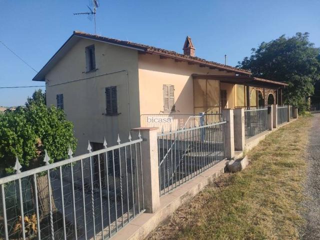 Villa in vendita a San Lorenzo in Campo PU