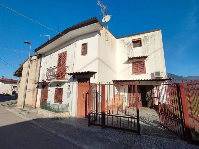Villa in vendita a San Lorenzello BN