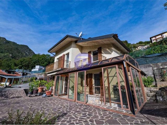 Villa in vendita a San Pellegrino Terme BG
