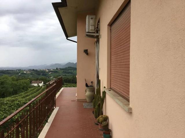 Villa in vendita a San Pietro di Feletto TV