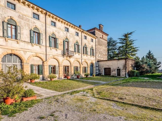 Villa in vendita a San Pietro in Cariano VR