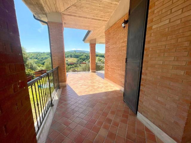 Villa in vendita a San Polo dei Cavalieri RM