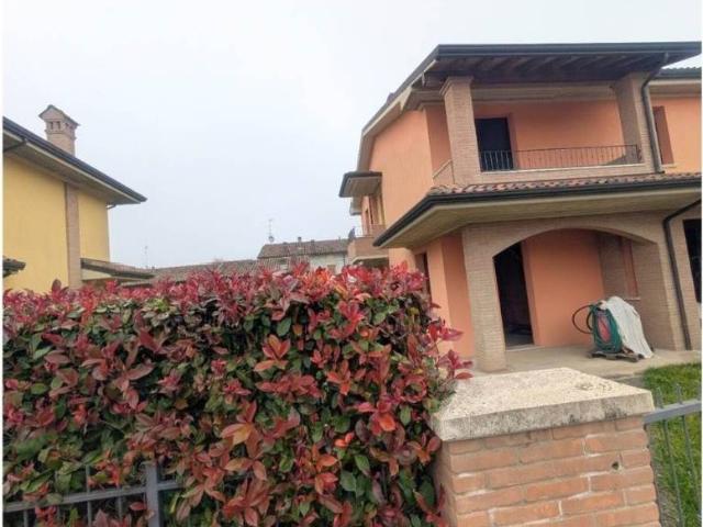 Villa in vendita a San Possidonio MO