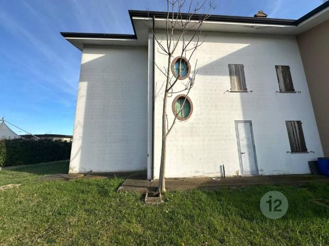 Villa in vendita a San Possidonio MO