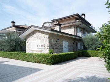 Villa in vendita a San Potito Ultra AV