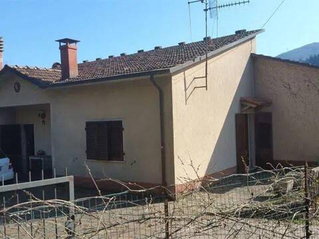 Villa in vendita a San Romano in Garfagnana LU
