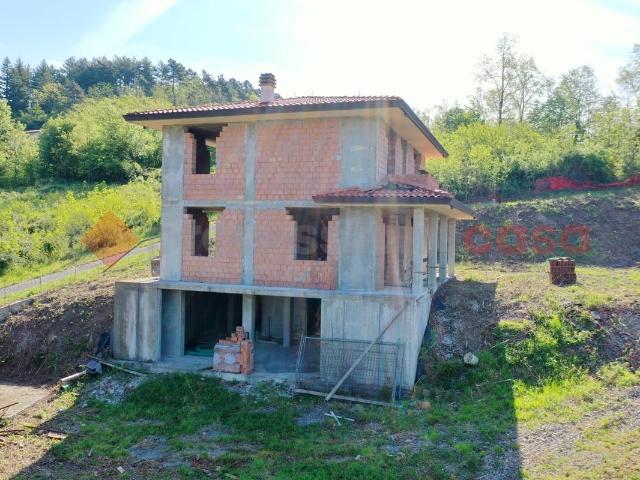 Villa in vendita a San Romano In Garfagnana