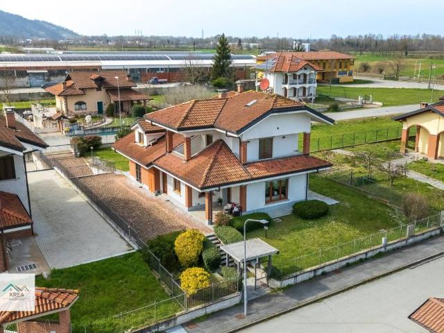 Villa in vendita a San Sebastiano da Po TO